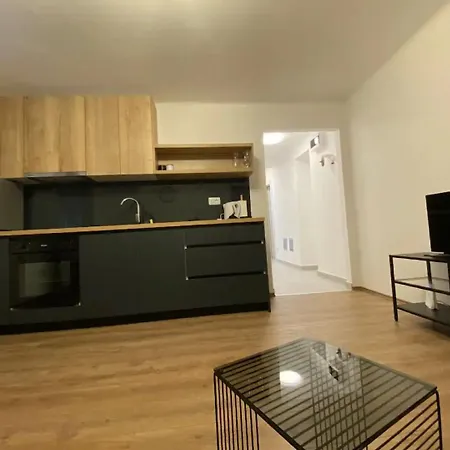 Martina - Modern With View Apartment Rijeka